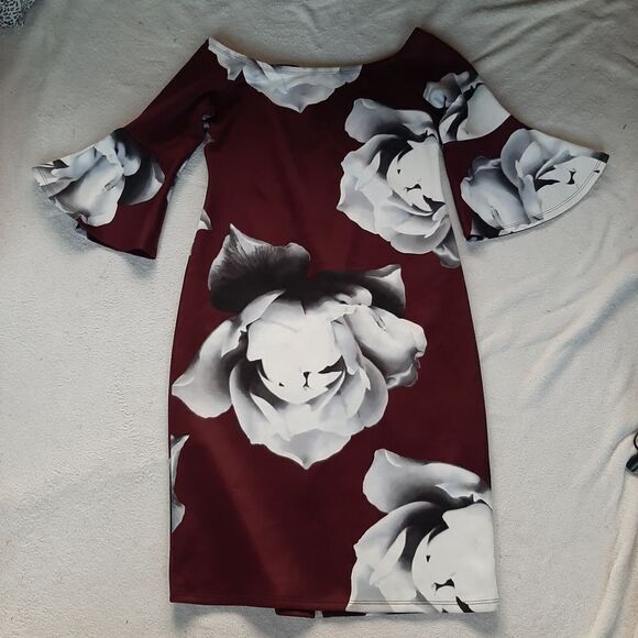 Wrapper Floral Dress Size M - Picture 1 of 9